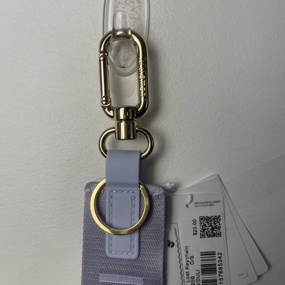 Lululemon Never Lost Keychain In Serene Blue/Dusty Lilac W/Gold Hardware NWT - Picture 4 of 4